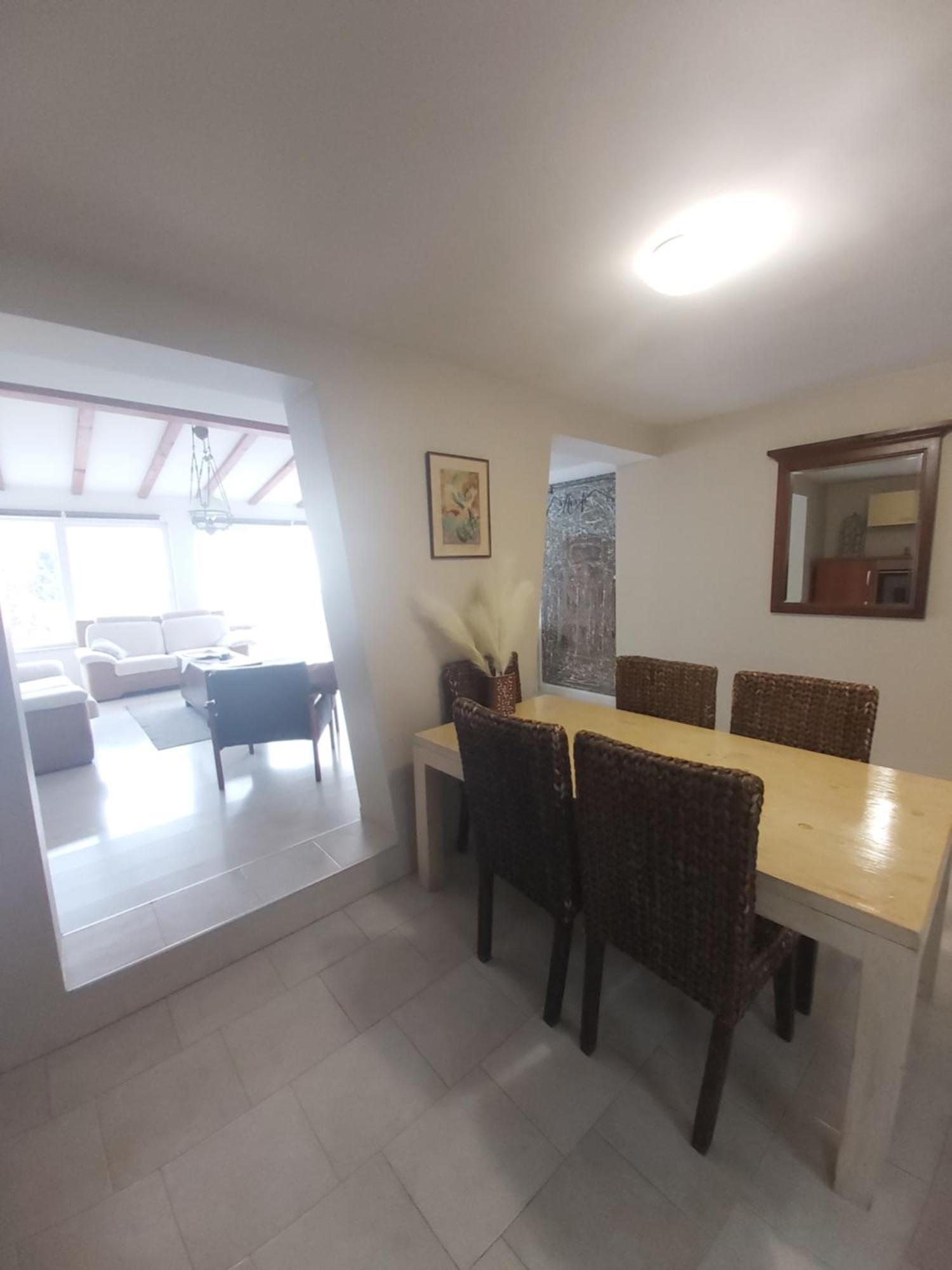 Apartman Luce With Shared Pool Zara Esterno foto