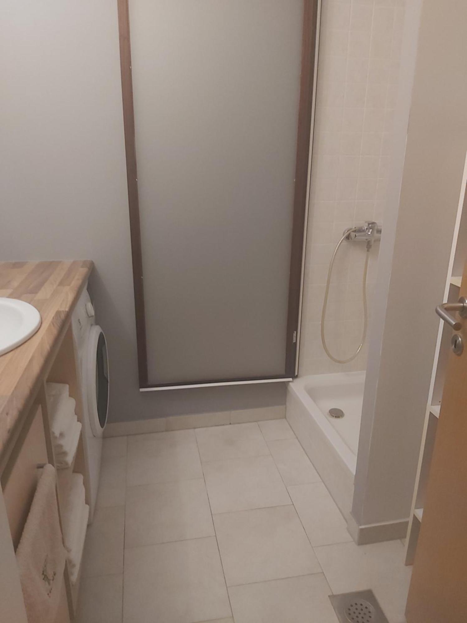 Apartman Luce With Shared Pool Zara Esterno foto