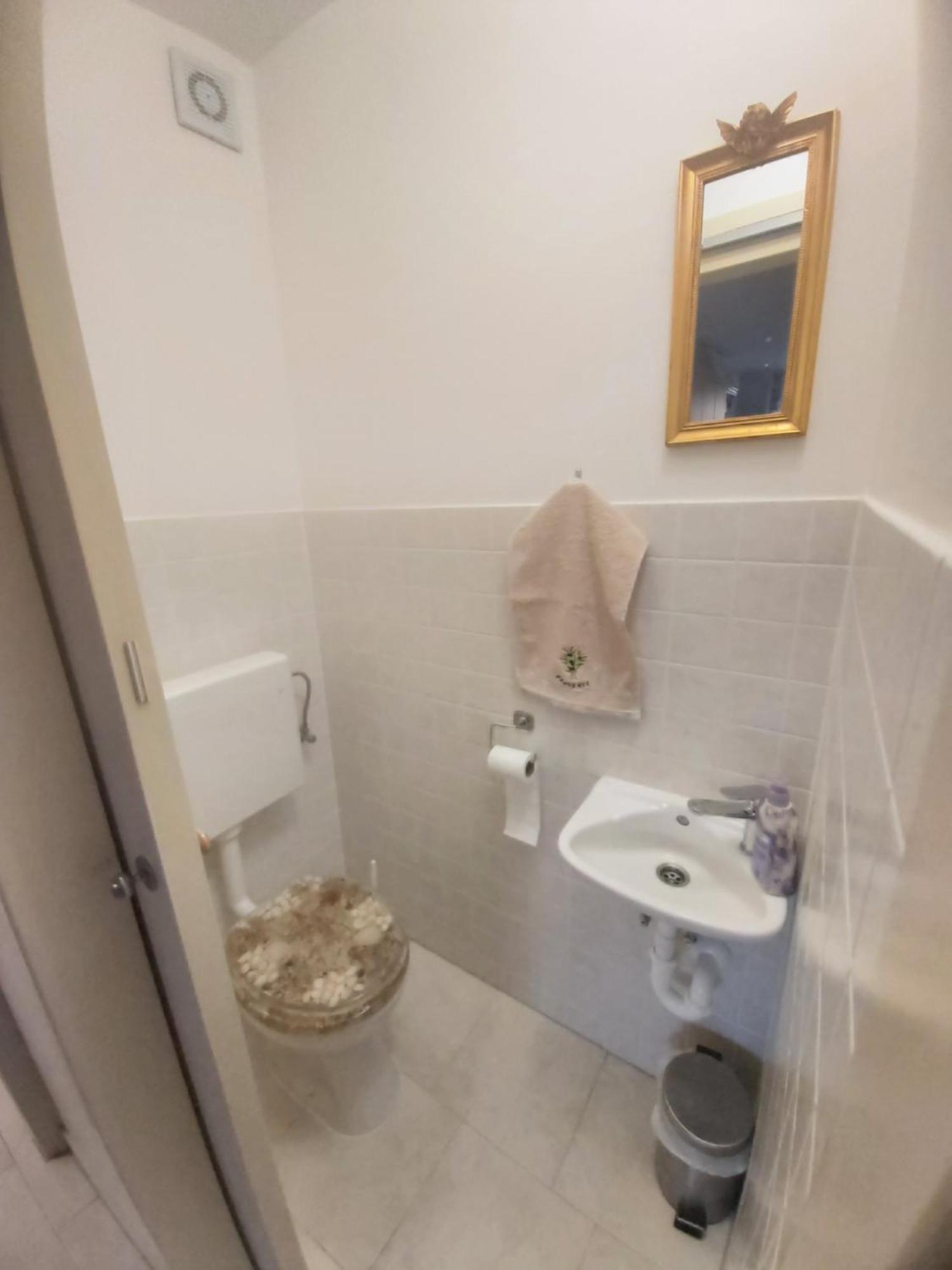 Apartman Luce With Shared Pool Zara Esterno foto